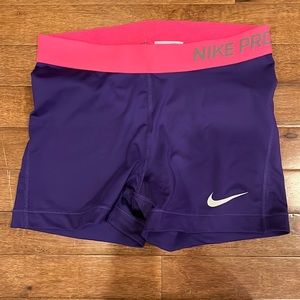 Nike Pro Spandex Shorts 2.5 inch Inseam purple/pink